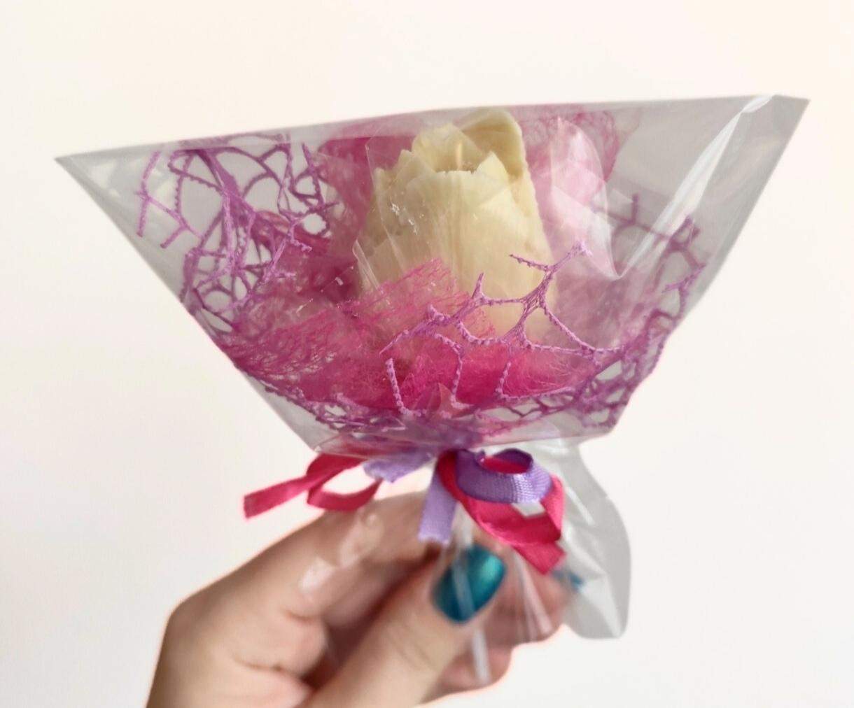 Tulipan duży z białej czekolady 0